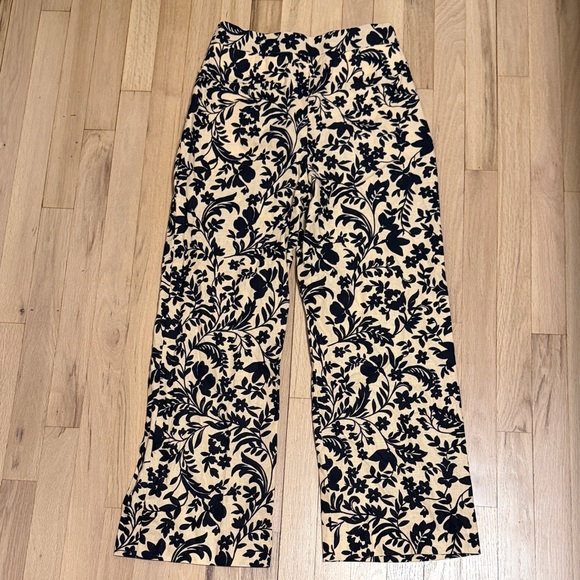 Sézane Black Floral Martin Crop Trousers - Picture 4 of 4